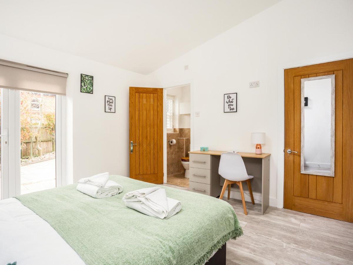 Outstanding 6 Sleeper - Great Location - Legoland Vila Windsor Exterior foto
